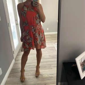 Floral dress size medium. Brand unknown.